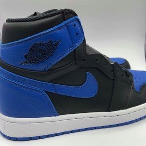 Nike Air Jordan 1 Retro “Royal” 2017 size 8.5 US